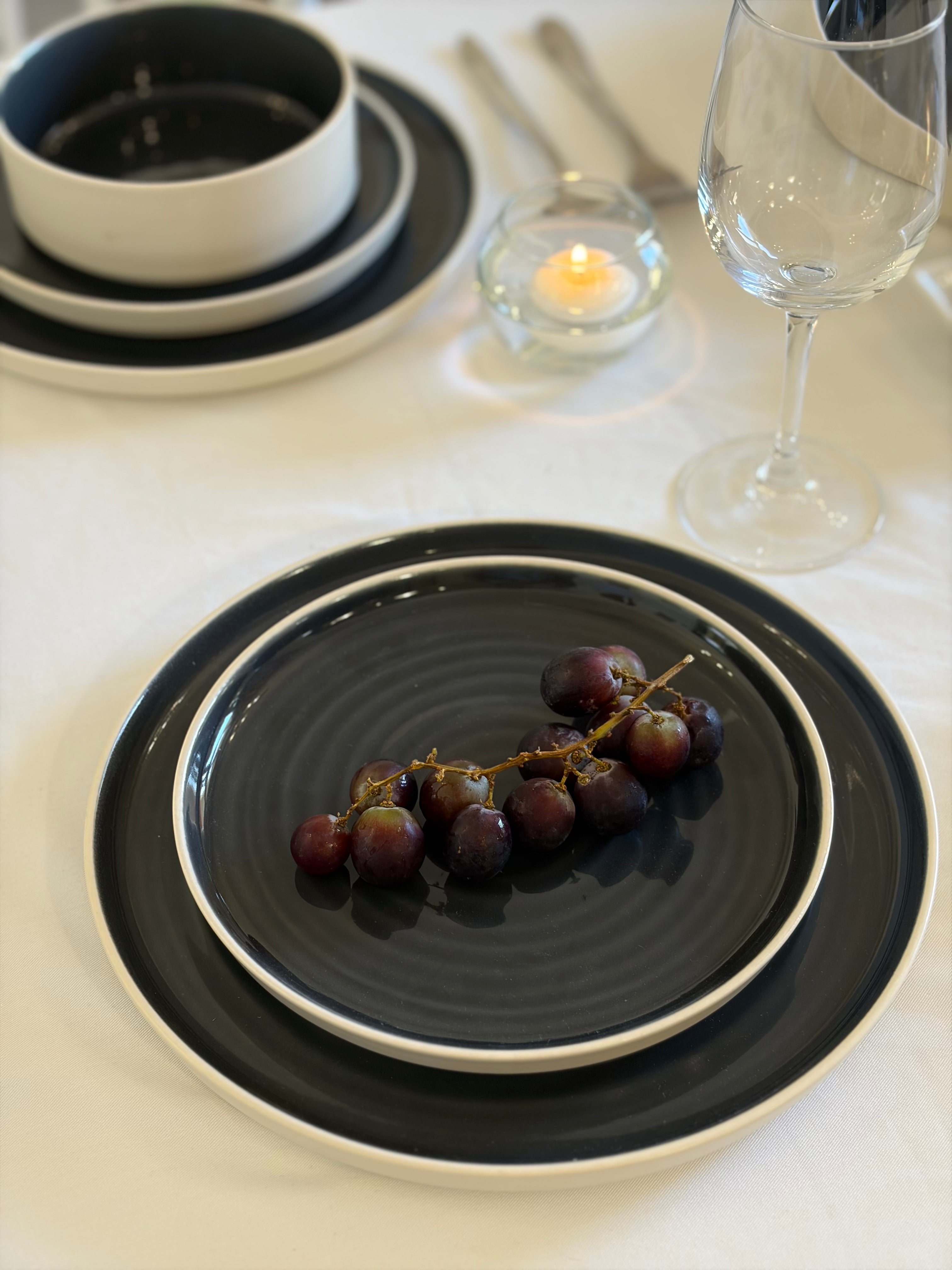 طقم عشاء برتغالي فاخر لعدد4  اشخاص ب (15  قطعة)