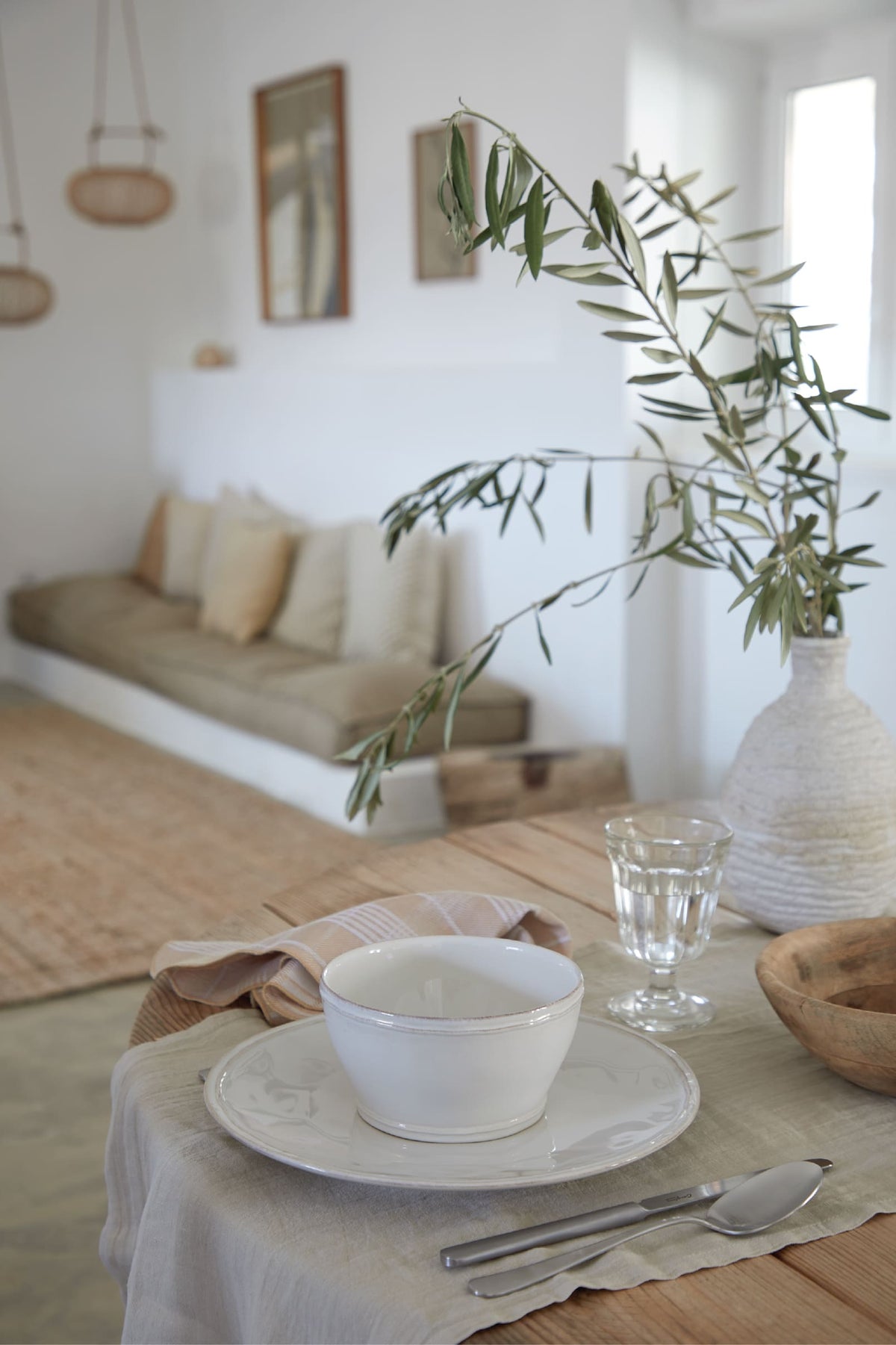 فونتانا على طاولة الطعام - Fontana table setting